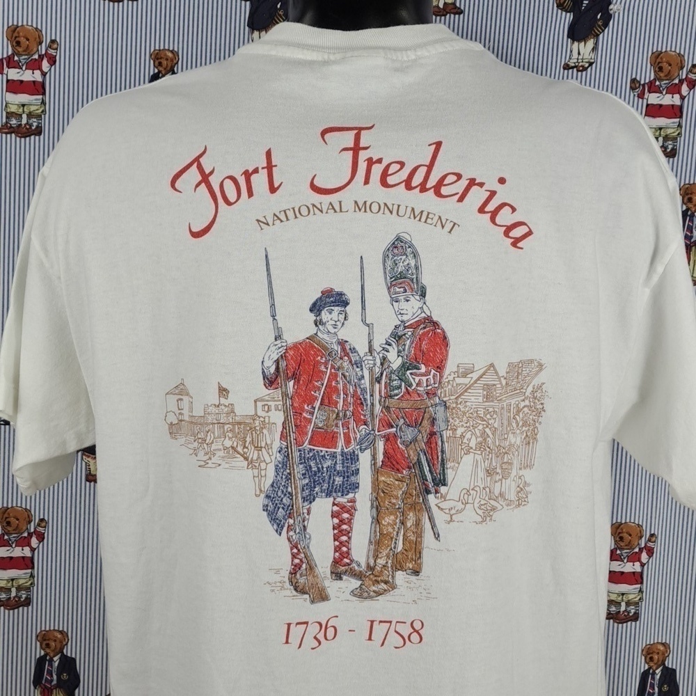 Vintage Fort Frederica St Simon Kings Court back graphic white & red XL t-shirt
